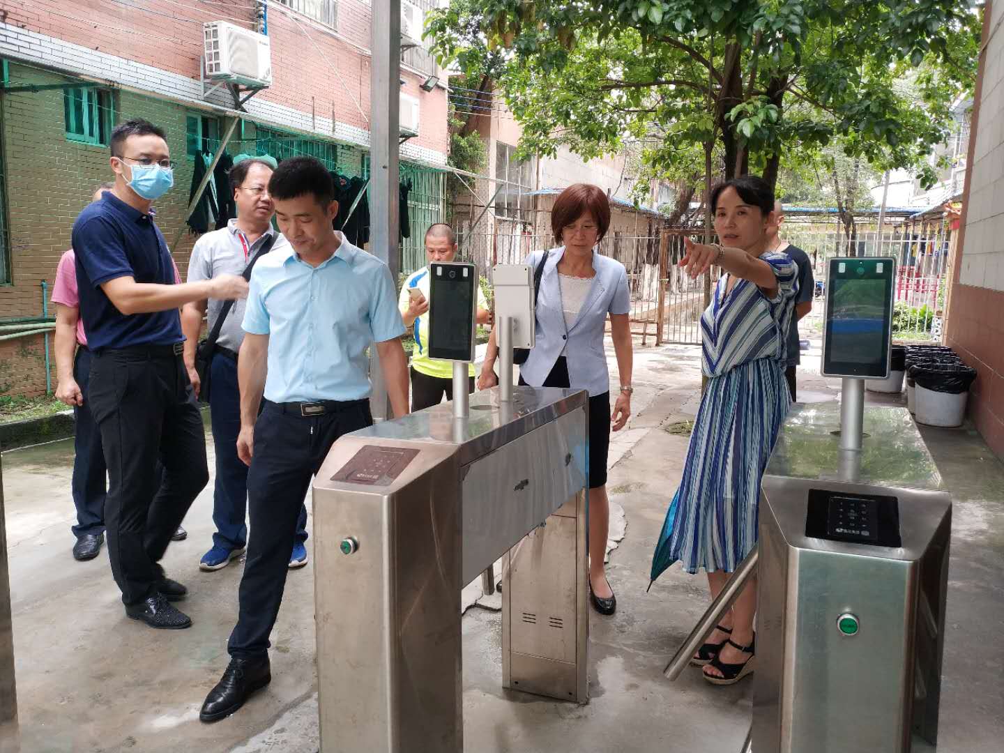 绷紧安全弦   奏响平安曲